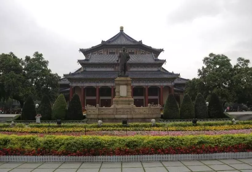 Hotel Jinzhou International Business