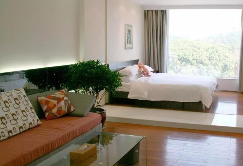 Hotel Jinzhou International Business