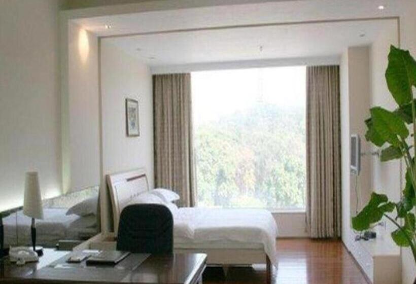 בית מלון כפרי Jinzhou International Business