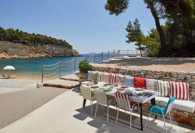 هتل Marpunta Resort, Santikos Collection