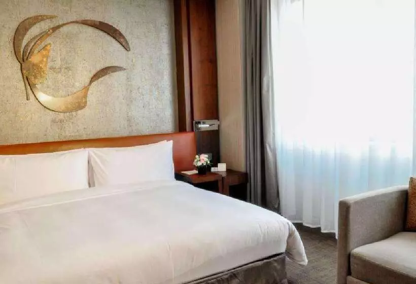 هتل Shanghai Parkyard