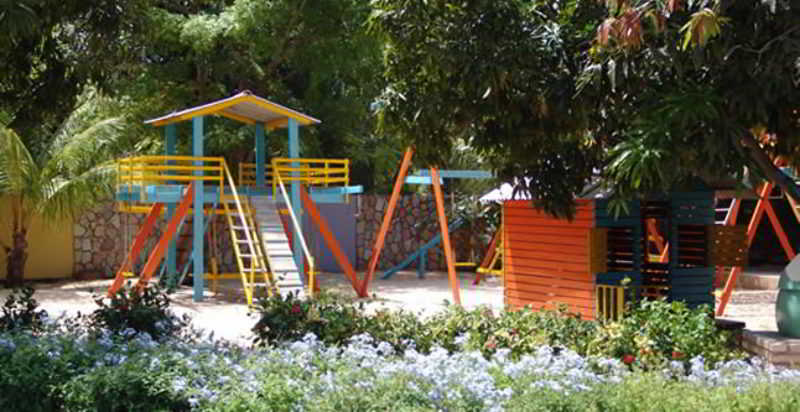 هتل Praia Dourada