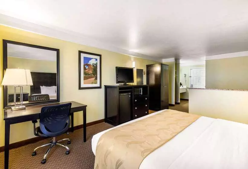 Отель Quality Inn & Suites Gallup I 40 Exit 20