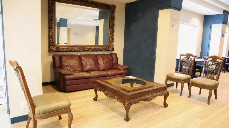 Отель Rio Vista Inn Business High Class Tampico