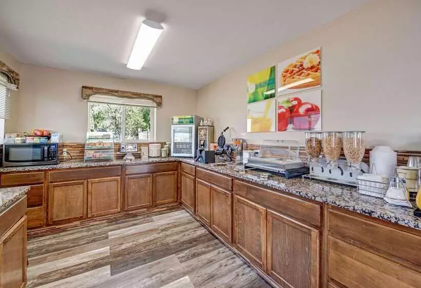 ホテル Suburban Studios Near Mesa Verde