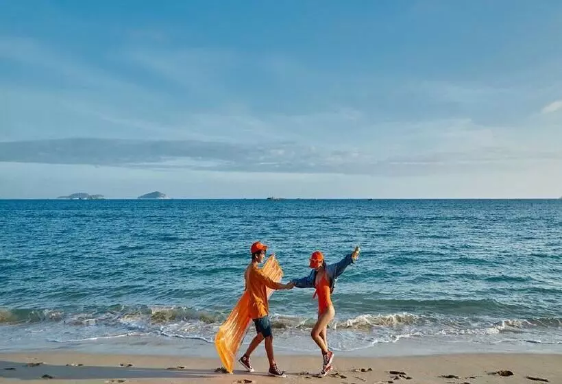 בית מלון כפרי The Ritzcarlton Sanya, Yalong Bay