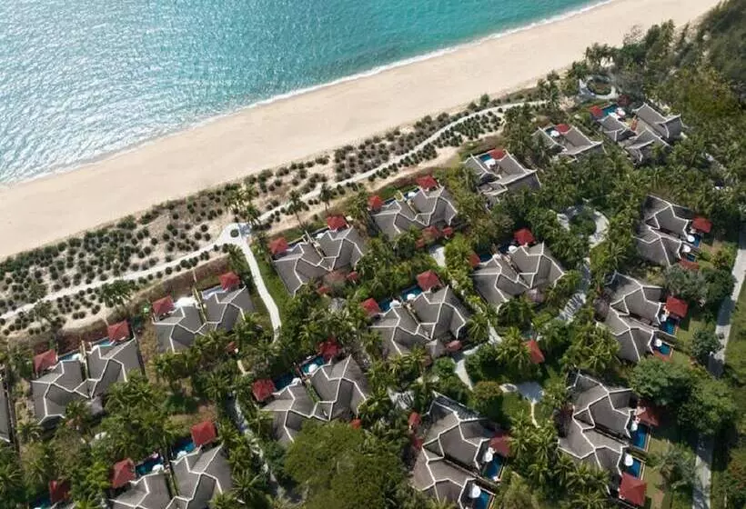 בית מלון כפרי The Ritzcarlton Sanya, Yalong Bay