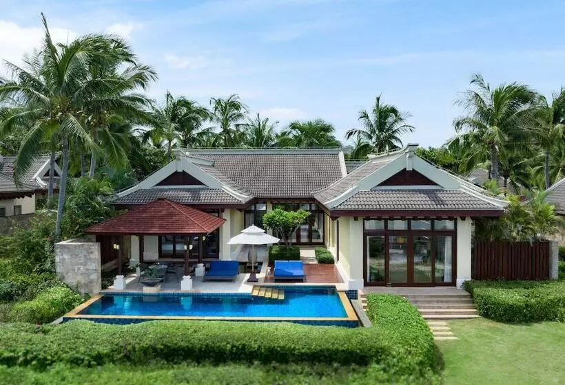 בית מלון כפרי The Ritzcarlton Sanya, Yalong Bay