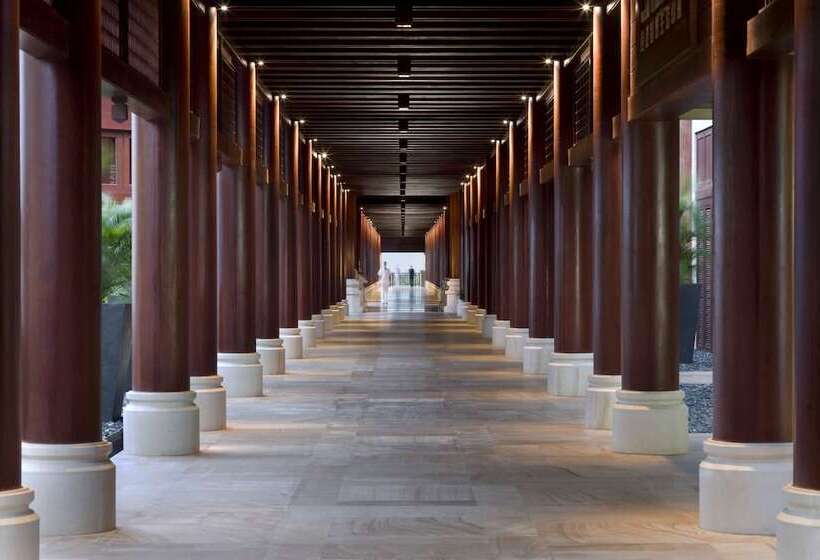 Hotel The Ritzcarlton Sanya, Yalong Bay