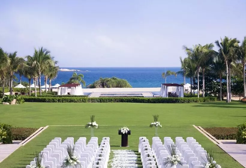 בית מלון כפרי The Ritzcarlton Sanya, Yalong Bay