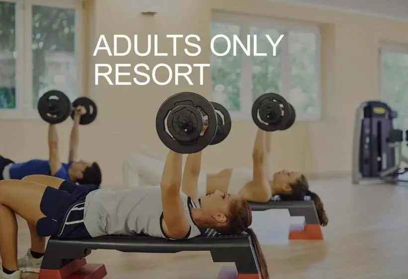 בית מלון כפרי Tui Blue Tropea