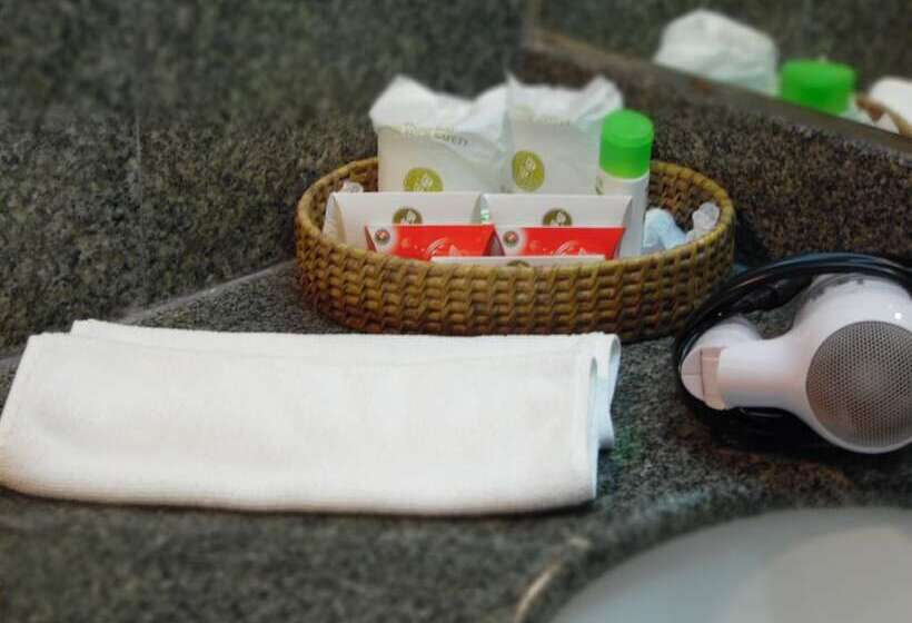 Hotel The Twin Lotus