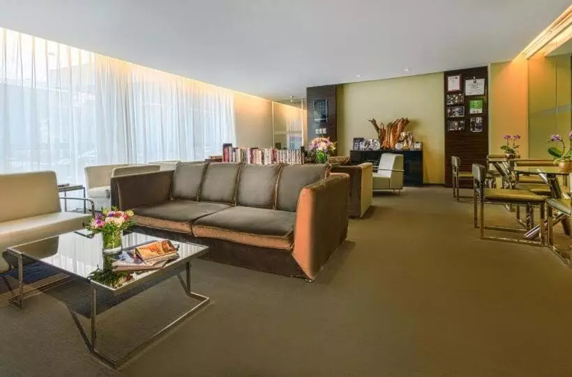 هتل Shanghai Parkyard