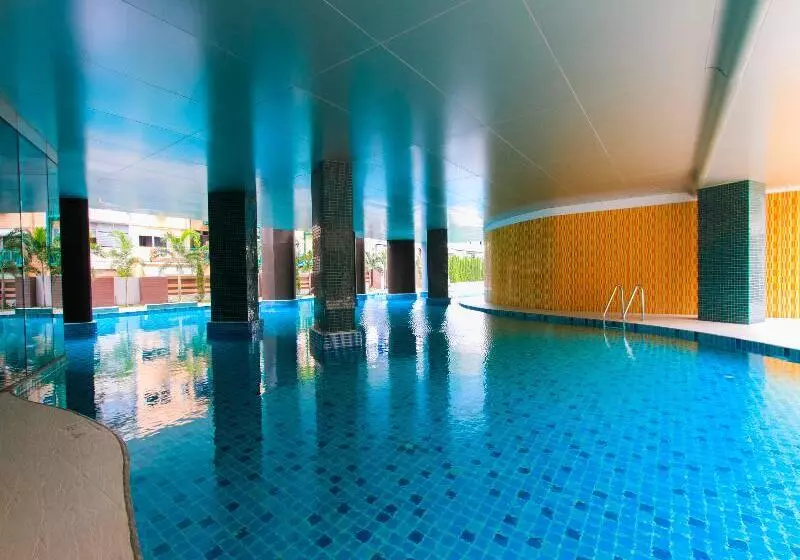 Pattaya Discovery Beach Hotel Sha Extra Plus