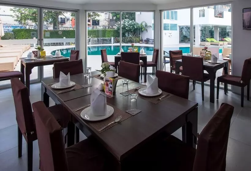 Pattaya Discovery Beach Hotel Sha Extra Plus