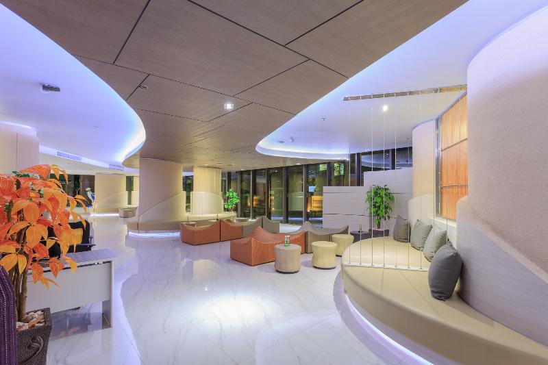 Pattaya Discovery Beach Hotel Sha Extra Plus