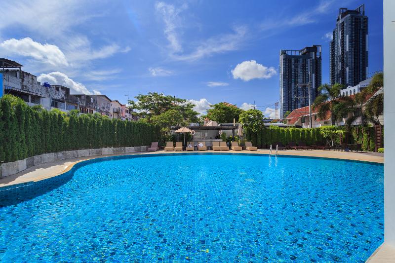 Pattaya Discovery Beach Hotel Sha Extra Plus