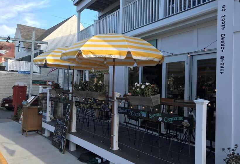 Acadia Hotel   Downtown