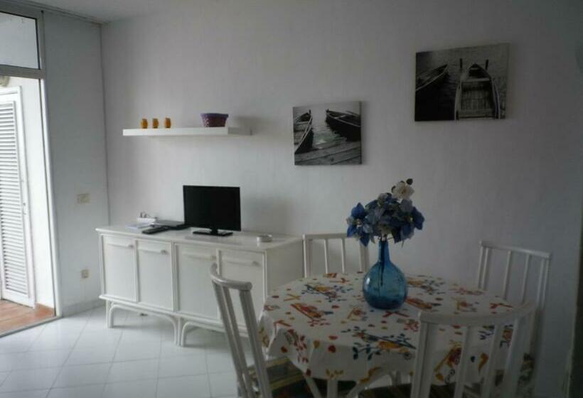 Apartamentos Las Vistas De Lanzarote