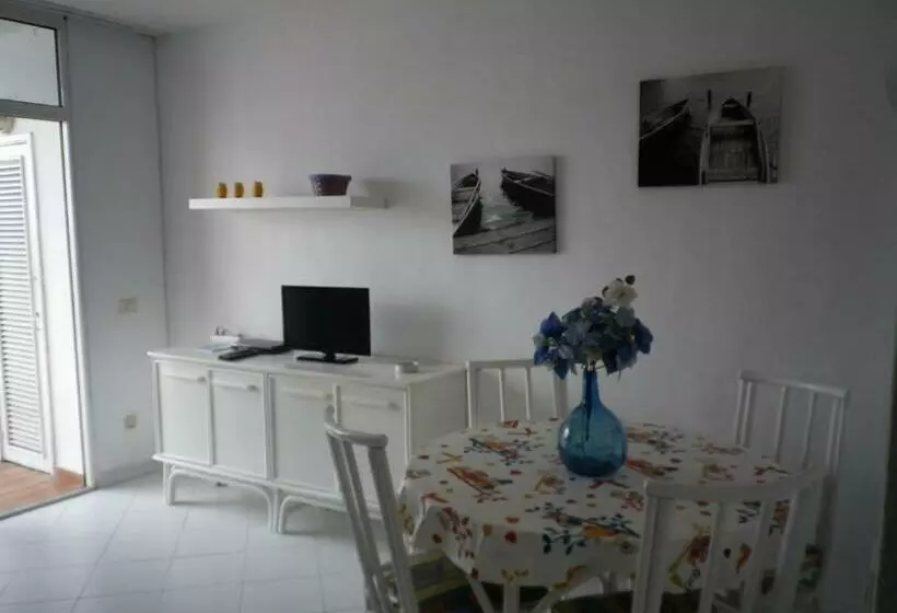 Apartamentos Las Vistas De Lanzarote