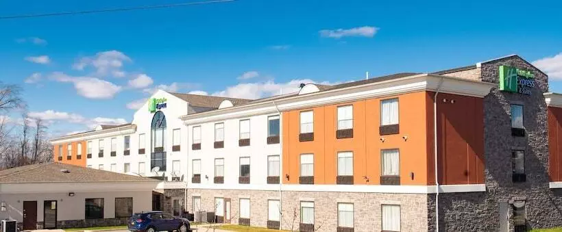 Holiday Inn Express Hotel & Suites Chester, An Ihg