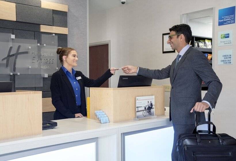 Holiday Inn Express Hotel & Suites Chester, An Ihg