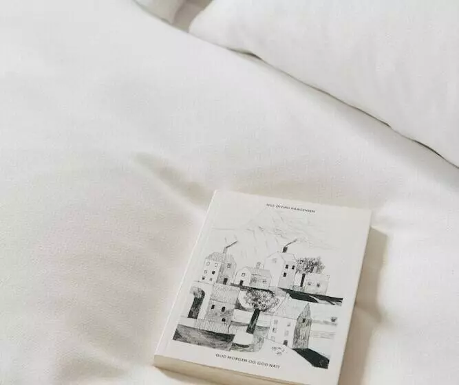 هتل Att I Kvadraturen