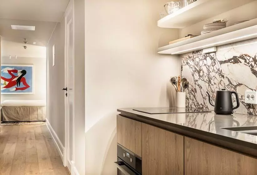 هتل Att I Kvadraturen