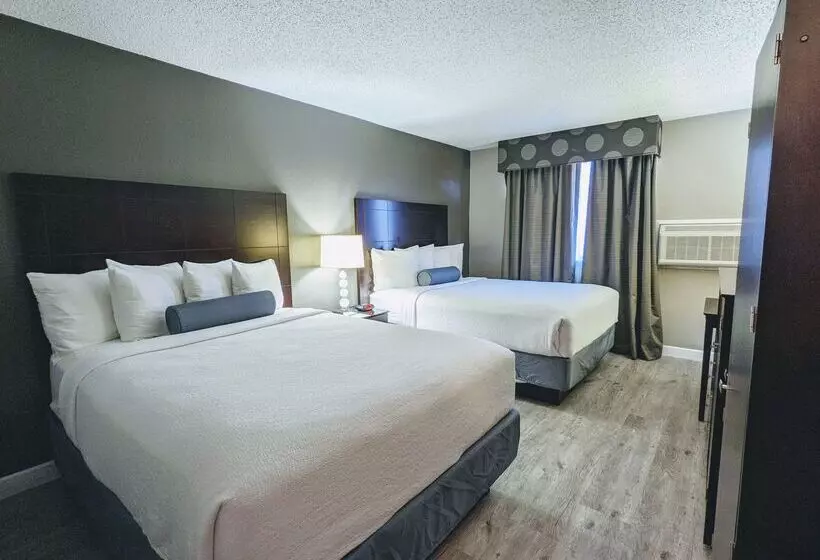 ホテル Spark by Hilton Eden Prairie