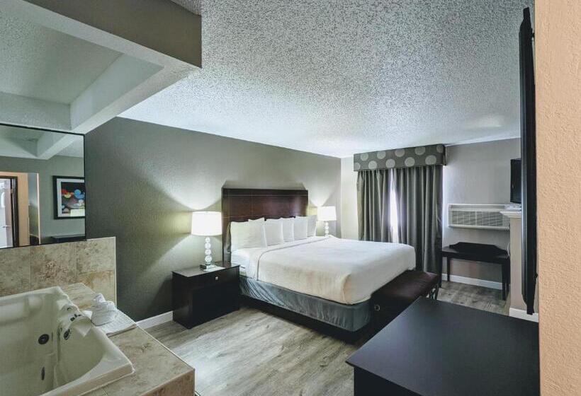 Отель Spark by Hilton Eden Prairie