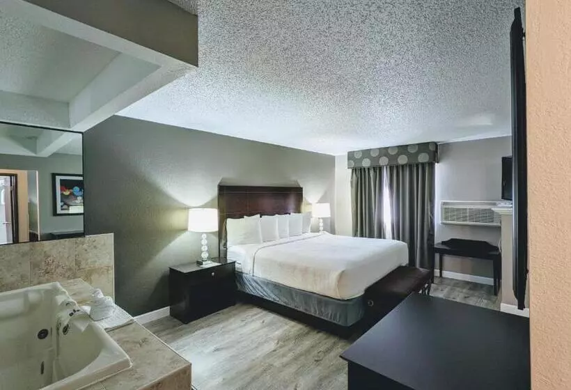 ホテル Spark by Hilton Eden Prairie