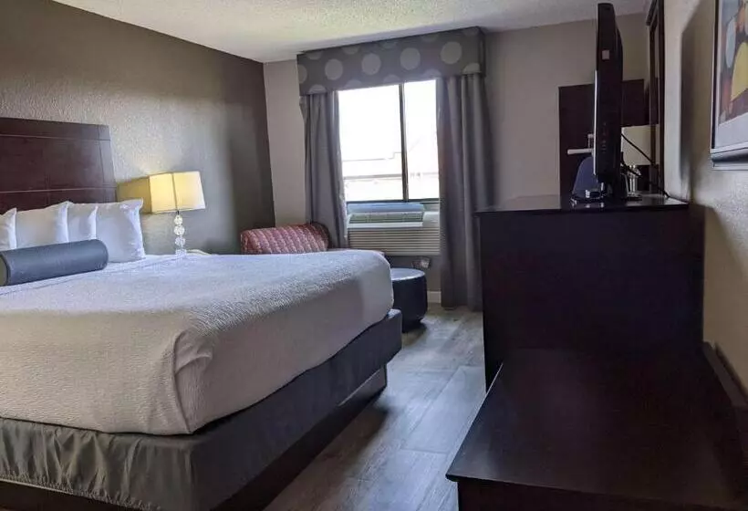 ホテル Spark by Hilton Eden Prairie