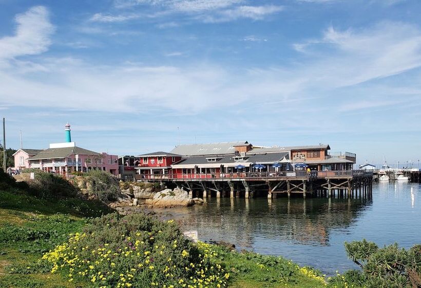 בית מלון כפרי Blu Pacific