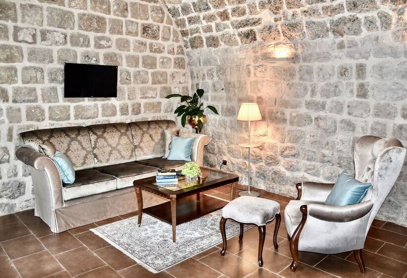 Boutique Hotel Kazbek