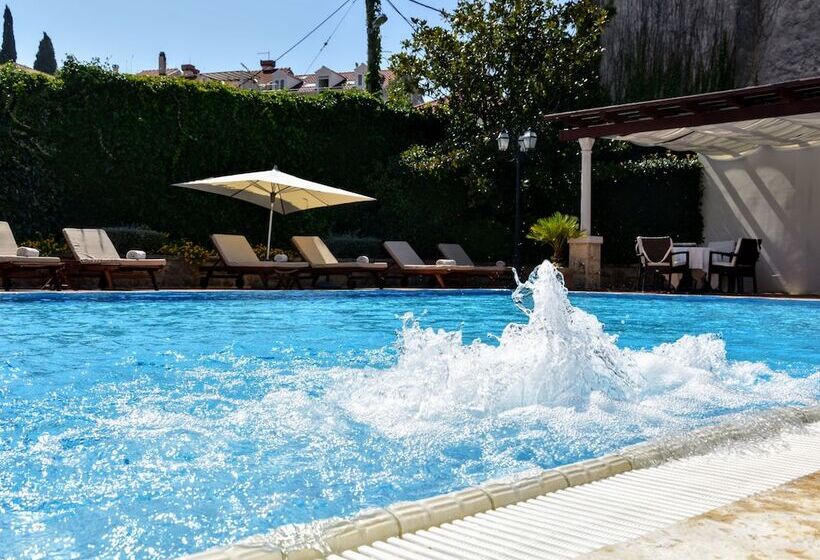 Boutique Hotel Kazbek