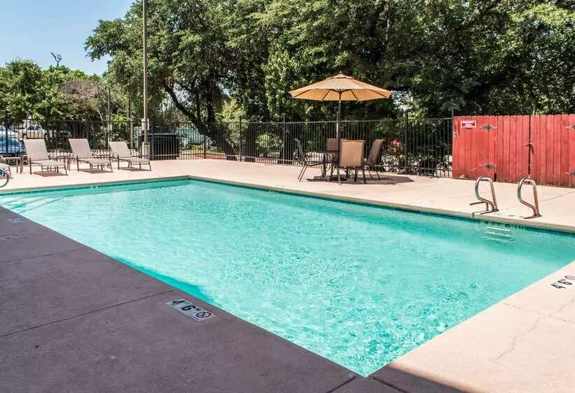 호텔 Spark By Hilton Round Rock