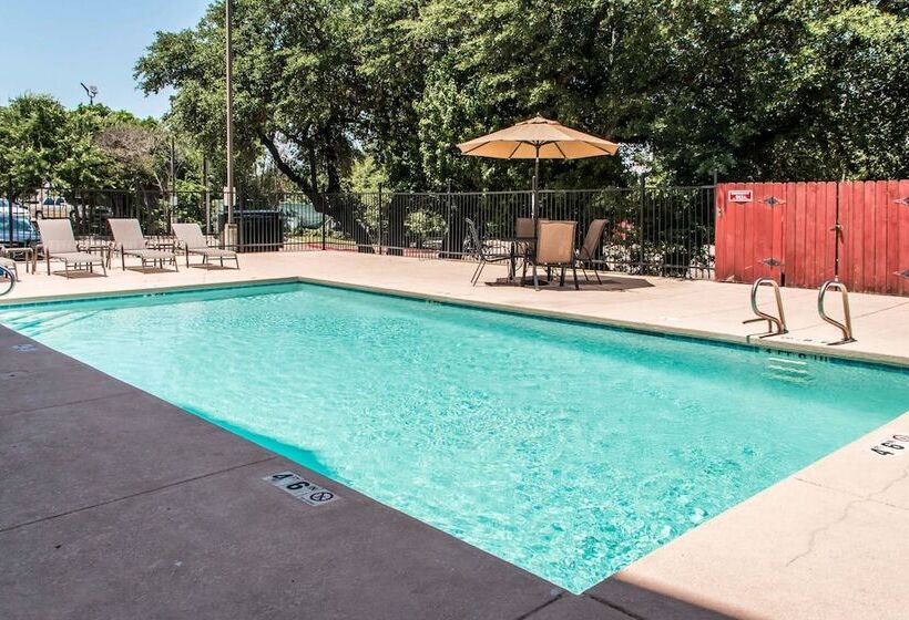 فندق Spark By Hilton Round Rock