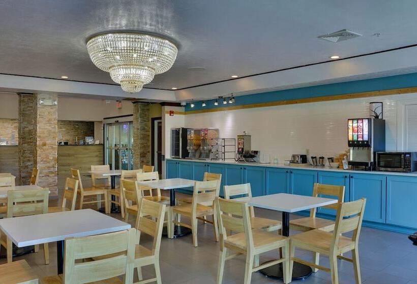 فندق Country Inn & Suites By Radisson, Savannah Gateway, Ga