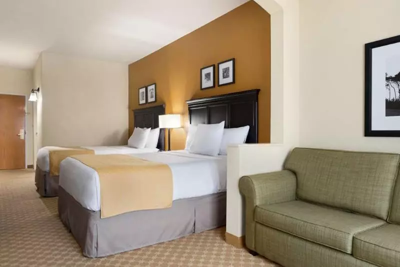 בית מלון כפרי Country Inn & Suites By Radisson, Savannah Gateway, Ga