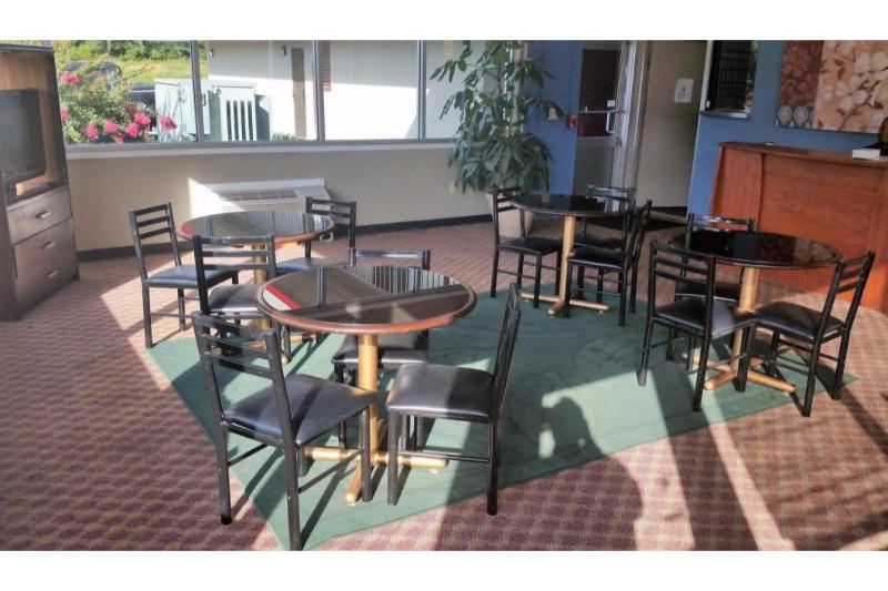 فندق Days Inn And Suites By Wyndham Oxford