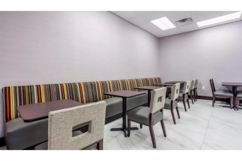 ホテル Days Inn And Suites By Wyndham Oxford