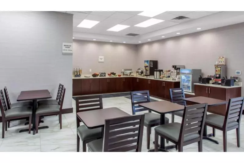 ホテル Days Inn And Suites By Wyndham Oxford