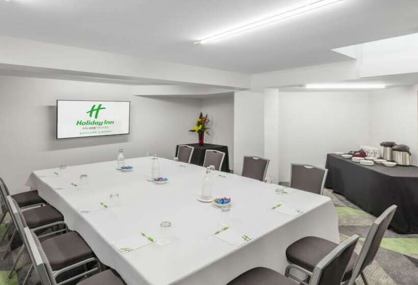 בית מלון כפרי Holiday Inn Auckland Airport, An Ihg