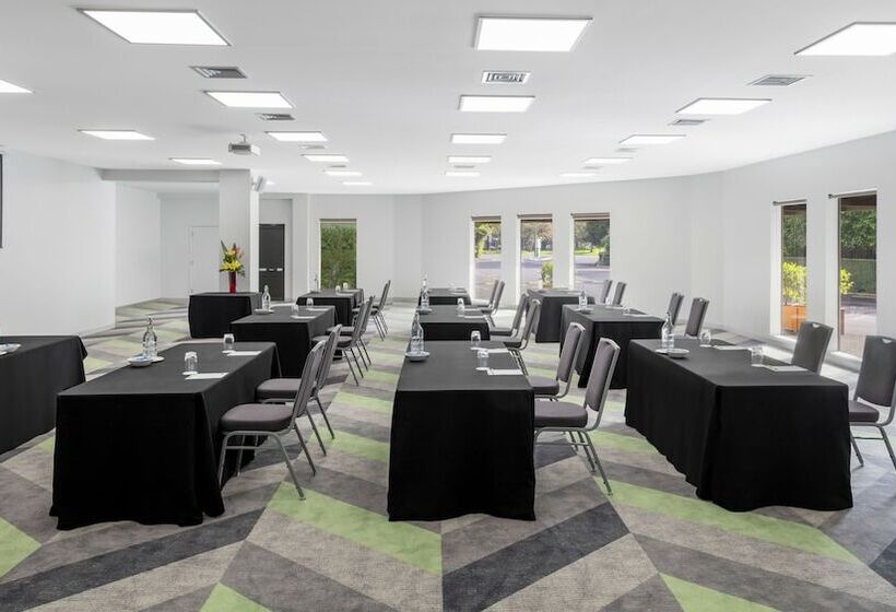 בית מלון כפרי Holiday Inn Auckland Airport, An Ihg