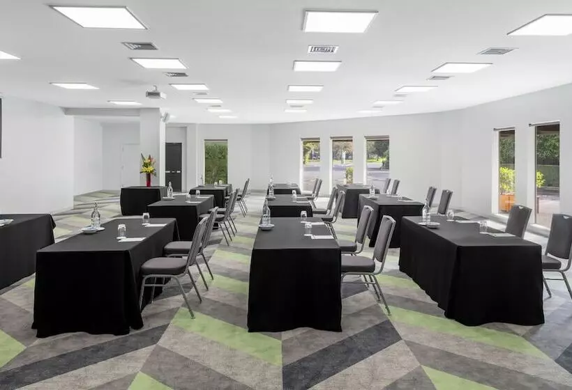 호텔 Holiday Inn Auckland Airport, An Ihg