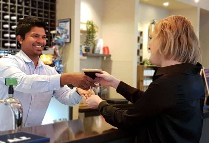 فندق Ibis Melbourne Glen Waverley