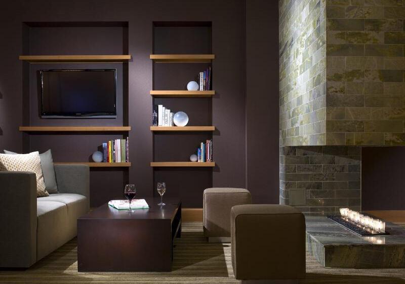 فندق Loews Chicago O Hare