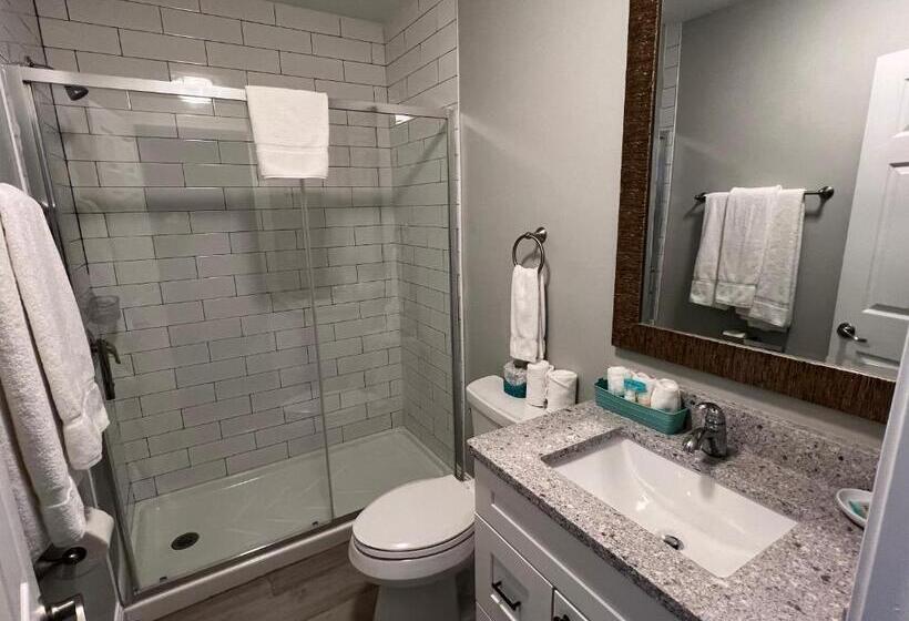 Отель Marco Island Lakeside Inn