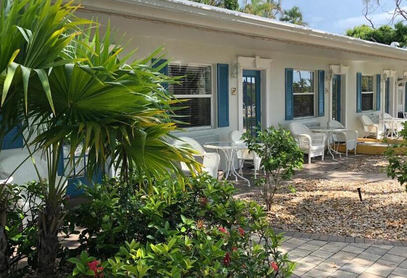 Отель Marco Island Lakeside Inn