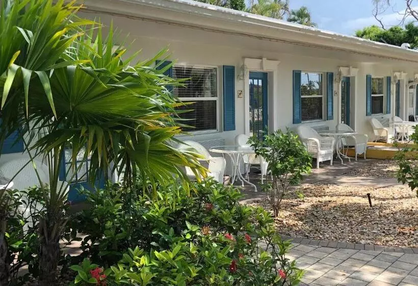 Отель Marco Island Lakeside Inn